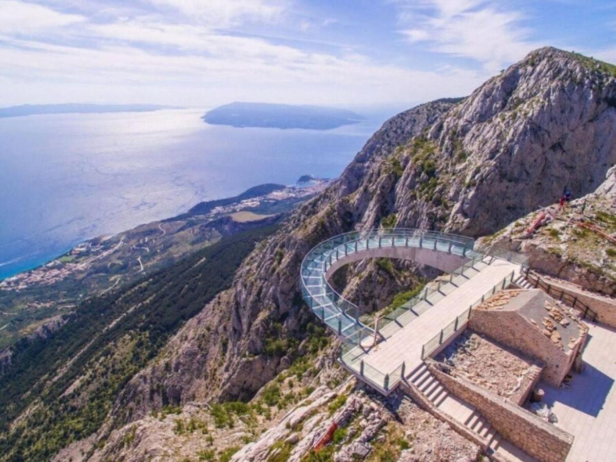 Navis Sea View Apartment With Pool Makarska Ngoại thất bức ảnh